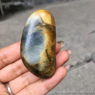 天然新疆和田玉黄沁俏色秋梨皮墨玉白玉三色石包玉籽料原石